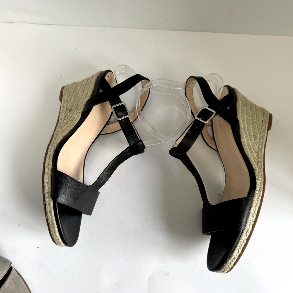 Cole Haan Elizabeth Wedge Sandal Black Leather T-Strap Espadrille Size 8 - Picture 5 of 16